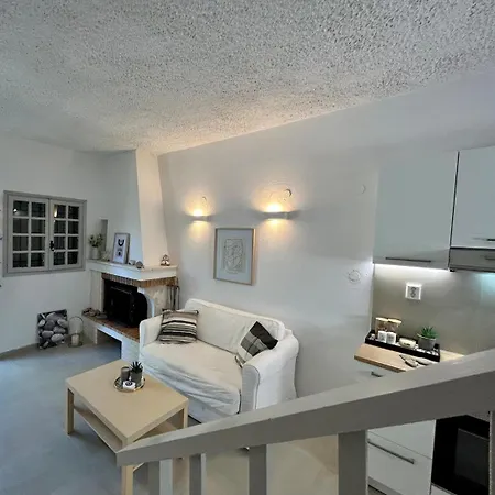 Casa Calma Seaside By μρs *